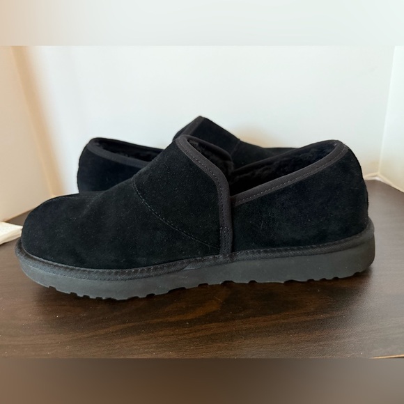 UGG Men's Black Suede Loafers/slippers size 12 NWOT - Picture 7 of 11